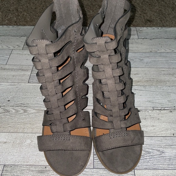 Indigo rd grey heels - Picture 4 of 6